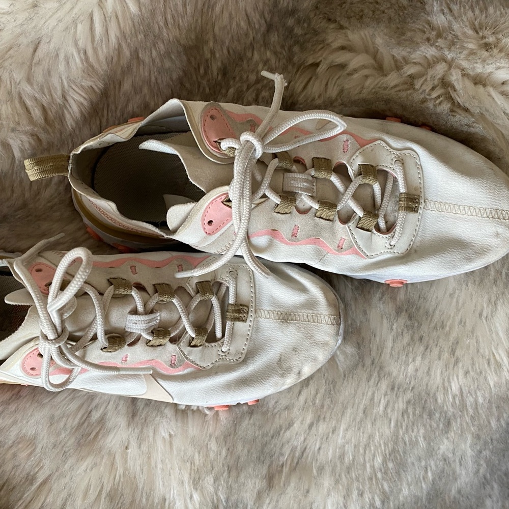 NIKE WOMENS REACT ELEMENT 55 PHANTOM